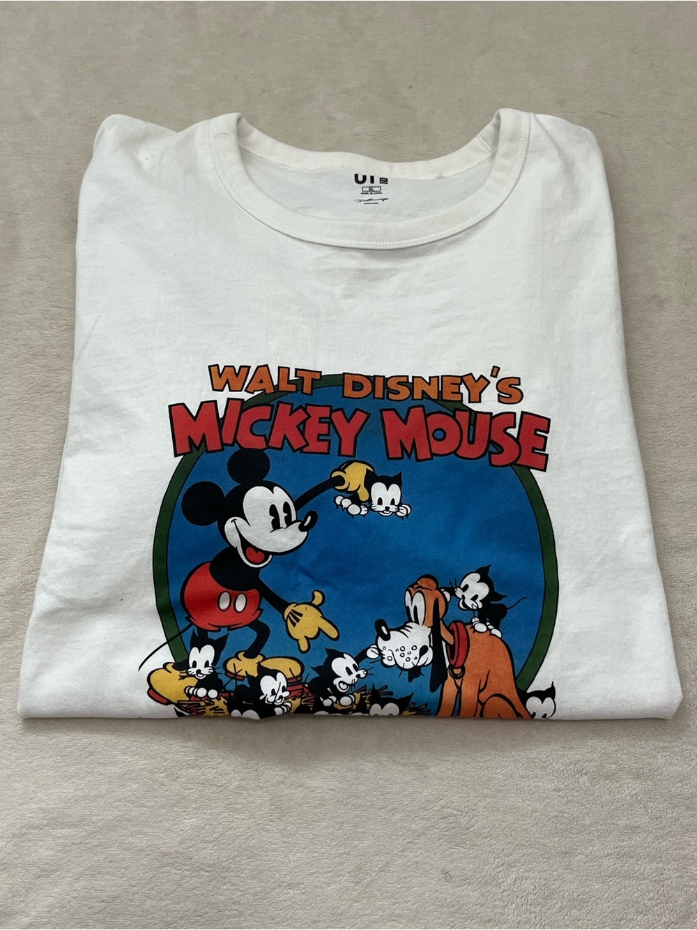 UT Uniqlo Disney Walt Disney’s Mickey & Friends Short Sleeve Tee
